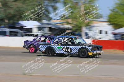 media/Oct-02-2022-24 Hours of Lemons (Sun) [[cb81b089e1]]/1020am (Front Straight)/